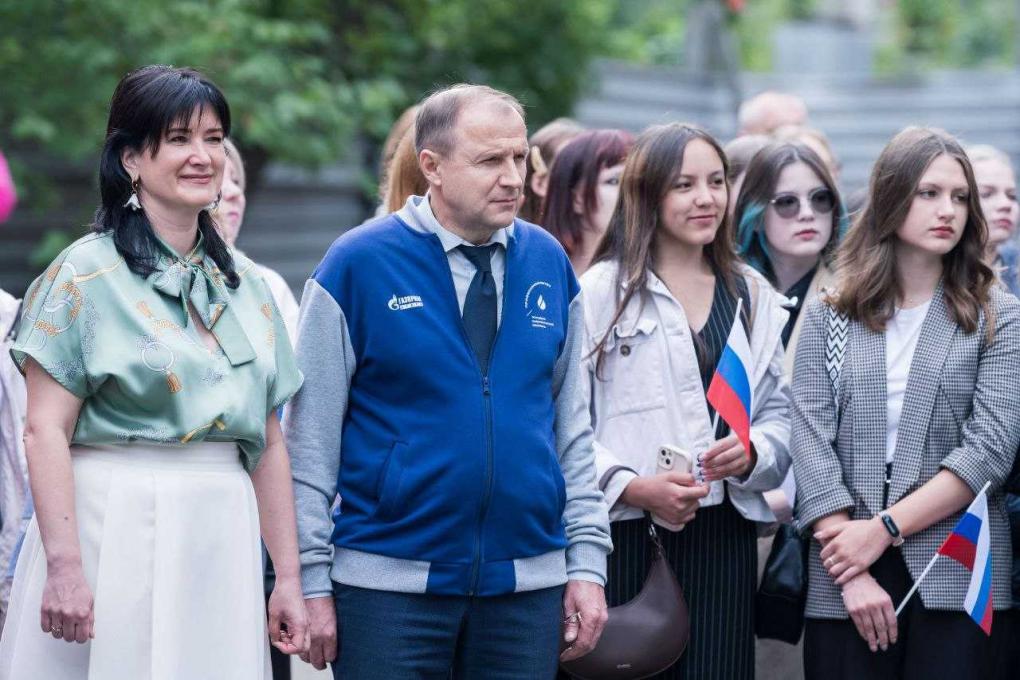 От школьников до инженеров: как Омский НПЗ помогает молодёжи строить карьеру