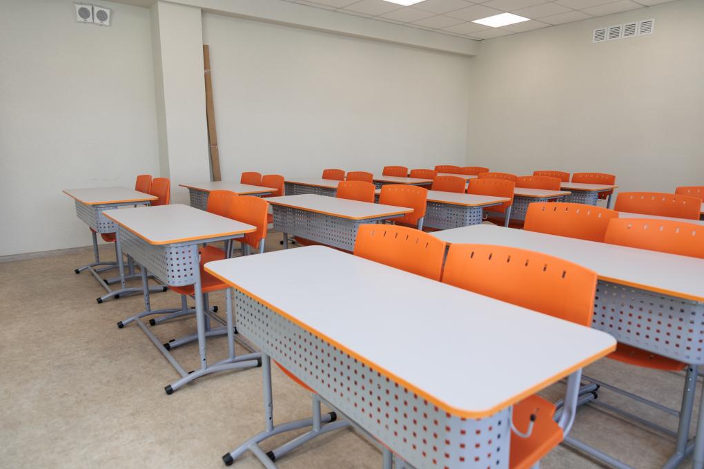 В Омске после глобального ремонта открыли левобережную школу № 21