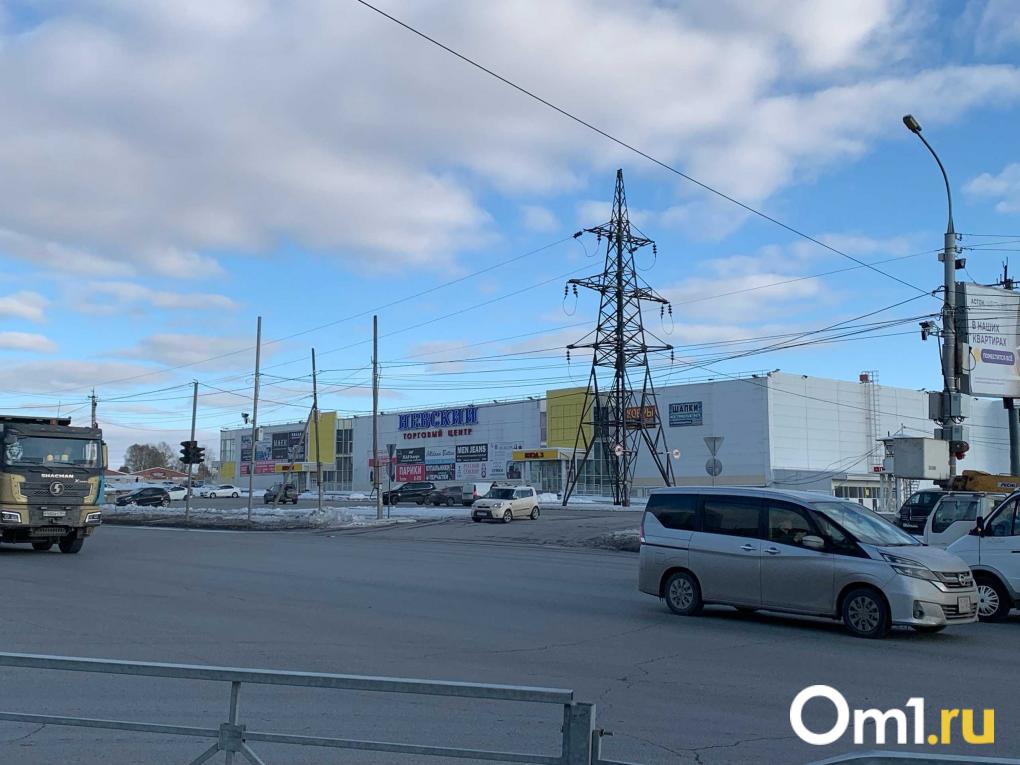 Мигранты, православные храмы и «Поле чудес» — как живёт Дзержинский район Новосибирска? Показываем самые необычные места