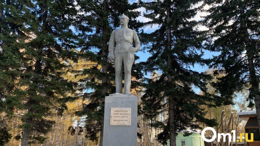 Мигранты, православные храмы и «Поле чудес» — как живёт Дзержинский район Новосибирска? Показываем самые необычные места