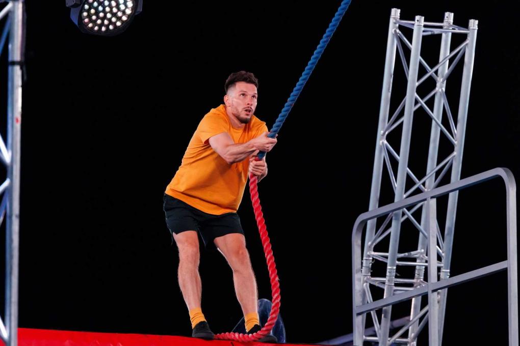 «Мой шанс изменить жизнь»: новосибирский таксист может выиграть 5 млн рублей в шоу СТС