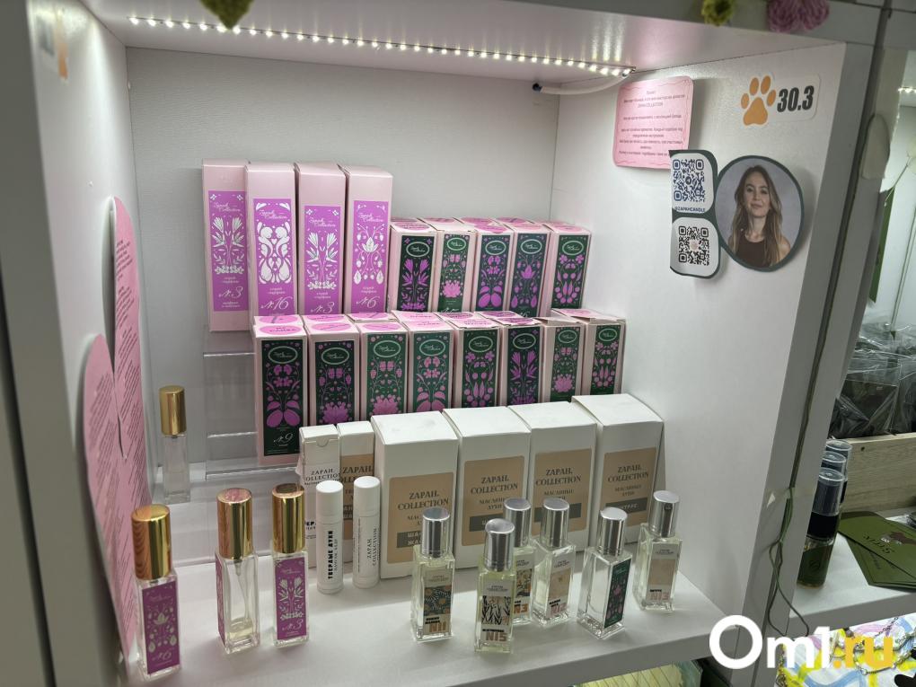 Тысячи полочек с характером: что скрывает необычный магазин в центре Новосибирска