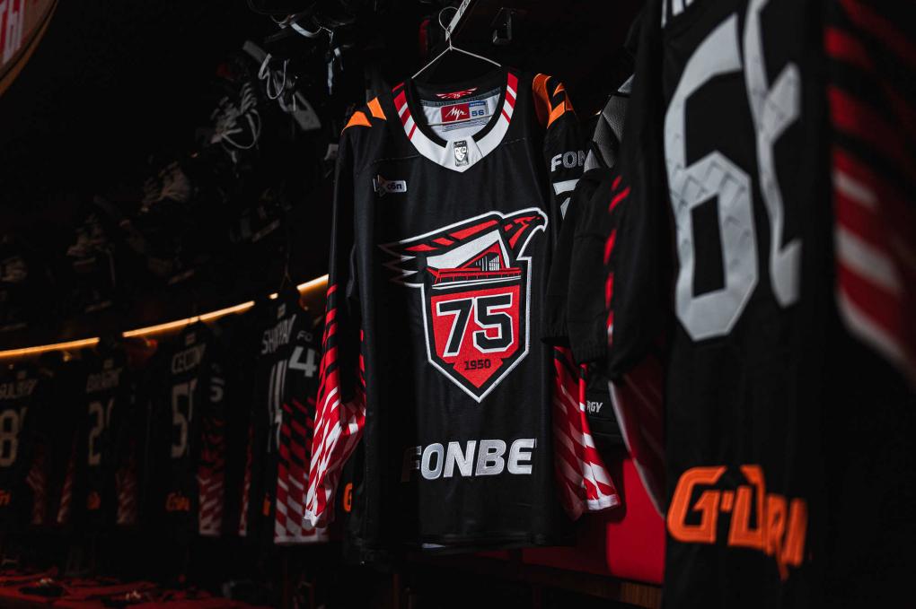 «Авангард» проиграл СКА в матче в честь 75-летия омского хоккея