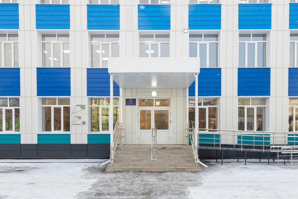 Отработали на пятёрку: в Омске сдали после капремонта пять школ