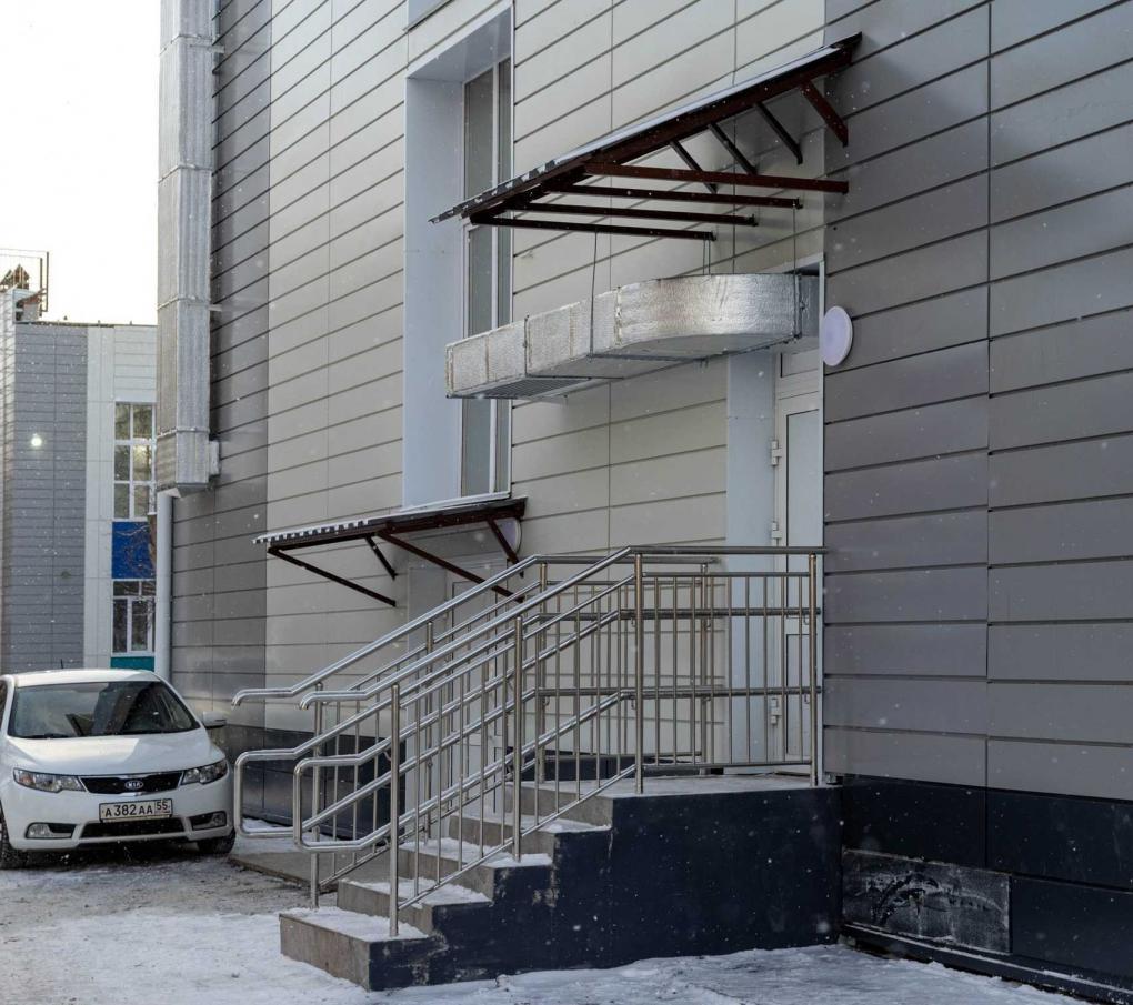 Отработали на пятёрку: в Омске сдали после капремонта пять школ