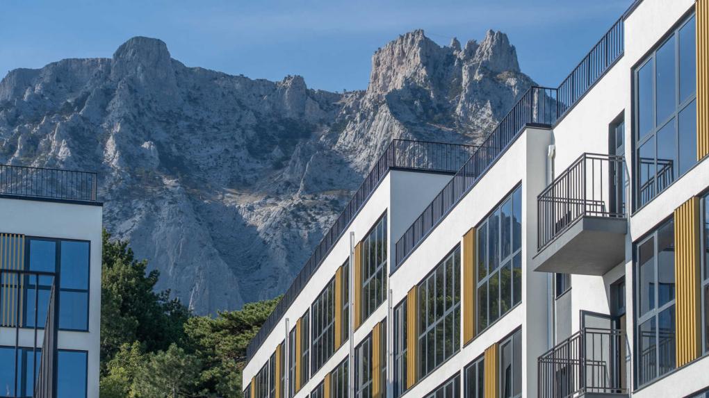 Убежать от зимы: где в Крыму россияне покупают квартиры для отдыха