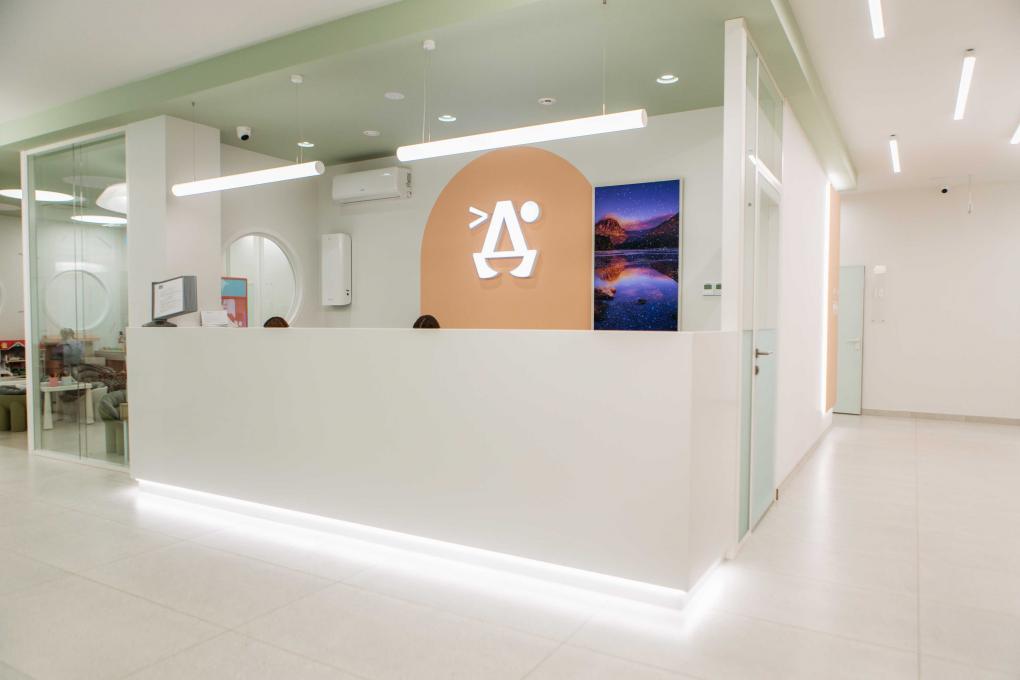 Омичи выбрали одну из лучших стоматологий региона — узнайте, кто на первом месте