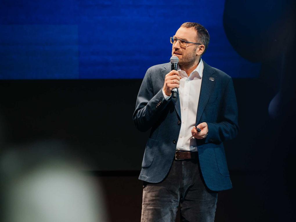 «Авто Саммит 2025»: эксперты отрасли обсудили будущее российского авторынка