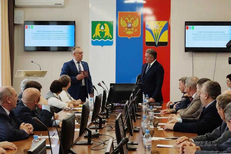 Обновленный состав Совета по взаимодействию Заксобрания с муниципальными районами приступил к работе