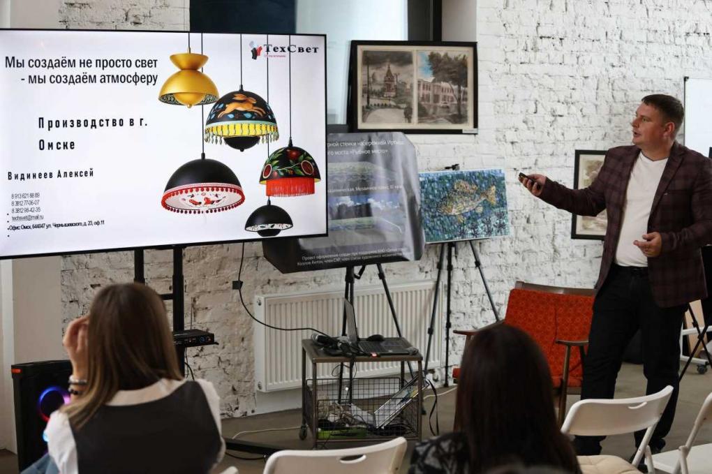 В Омске подвели итоги «Фестиваля идей — интерьеры улиц 2025»