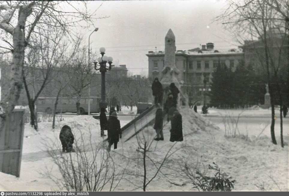 Праздник приходил к ним: как омичи отмечали Новый год в СССР?