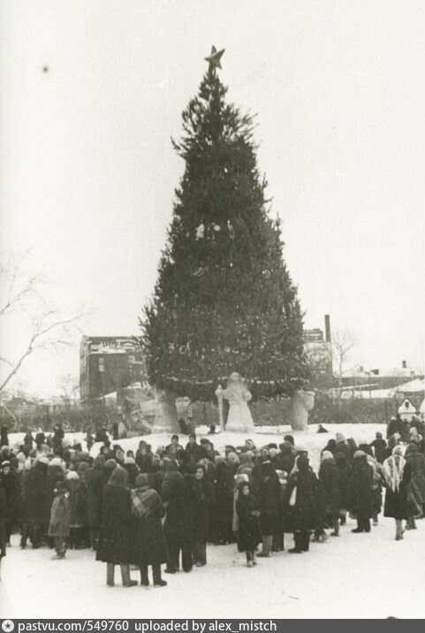 Праздник приходил к ним: как омичи отмечали Новый год в СССР?