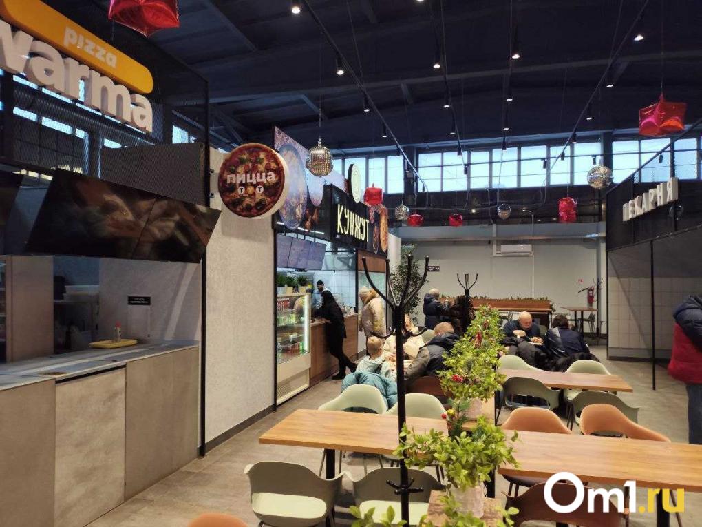 С фудкорта на Ленинском рынке ушла половина арендаторов