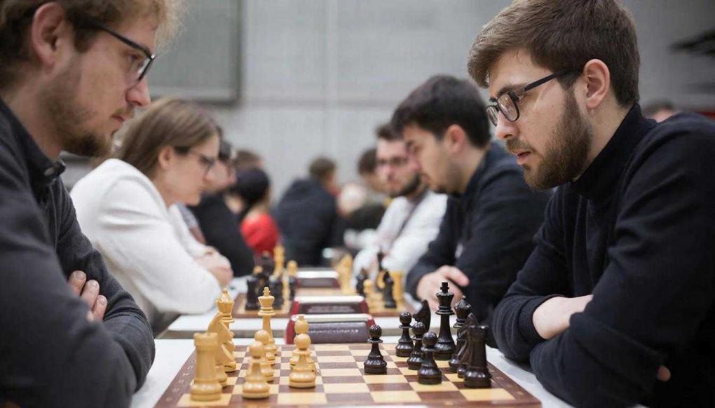 «Компьютер — медвежья услуга»: гроссмейстер Павел Малетин — об ИИ, читерстве и шахматах будущего