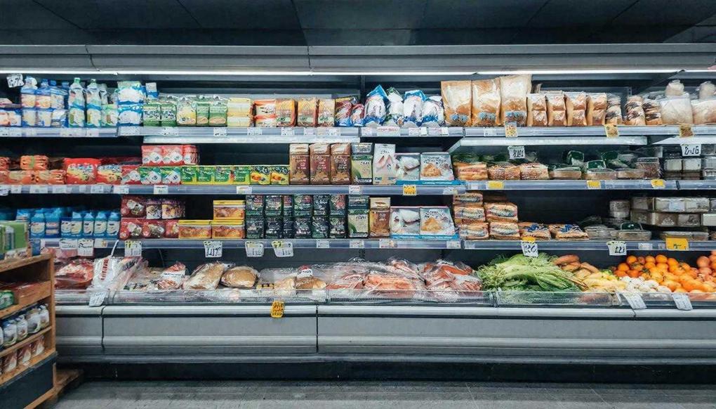 Взлетят ли цены на бензин и продукты после начала бомбардировок Ирана? Как пережить грядущий кризис — финансовая стратегия