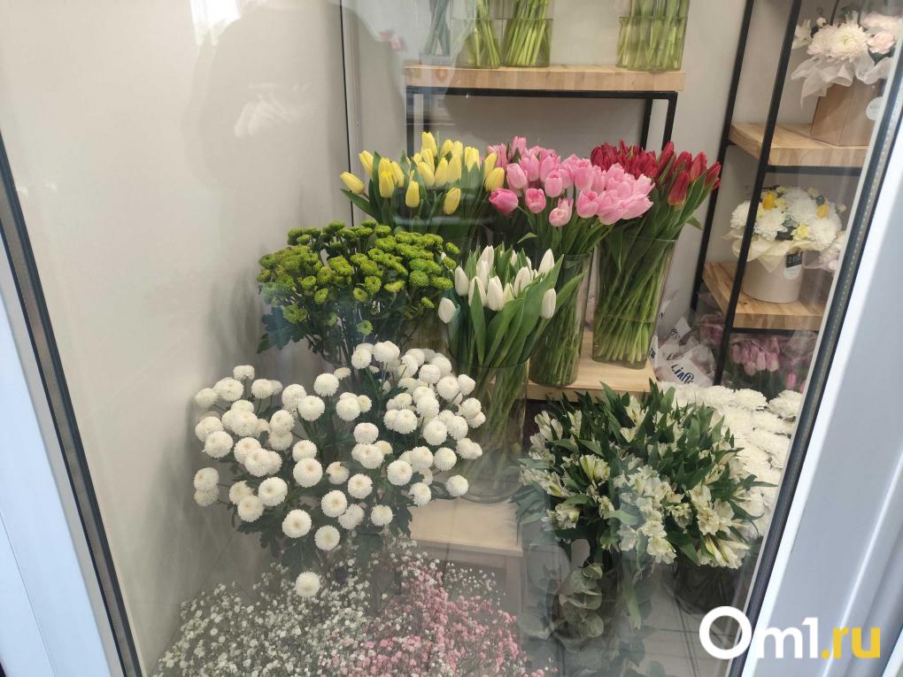 Тюльпанов на всех не хватит? Узнали о ситуации с цветами на 8 Марта в Омске
