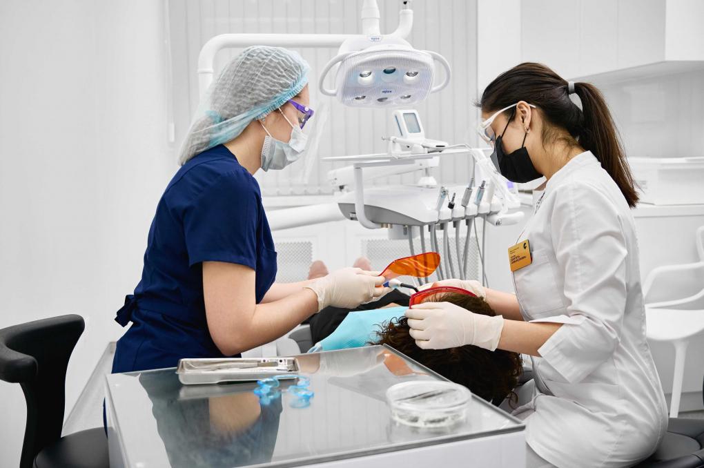 Коронка вместо удаления: сохраните зуб с выгодой