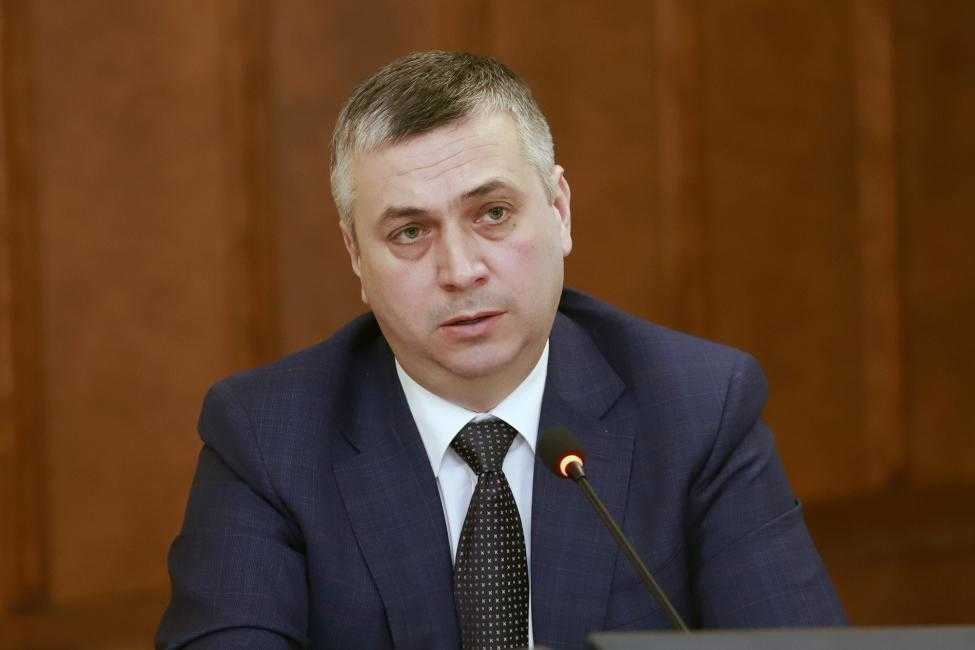 Депутаты Заксобрания обсудили уборку снега в Новосибирске