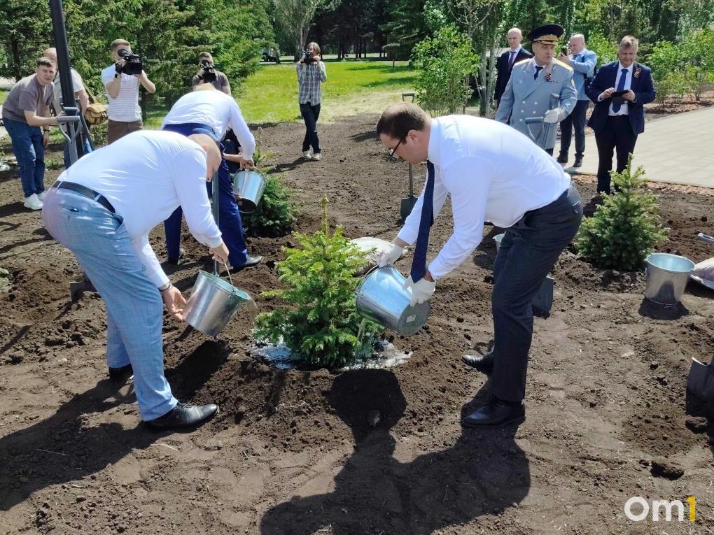 В Омске открыли памятный знак сотрудникам органов безопасности