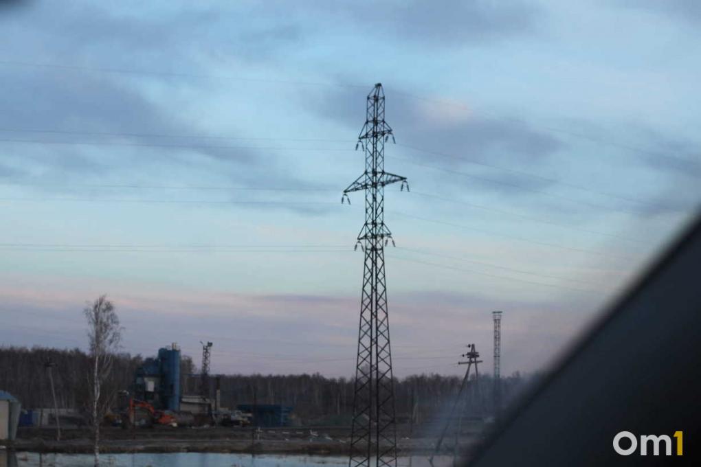 Куда звонить, если оборвало провода в Новосибирске? Актуальный аварийный справочник