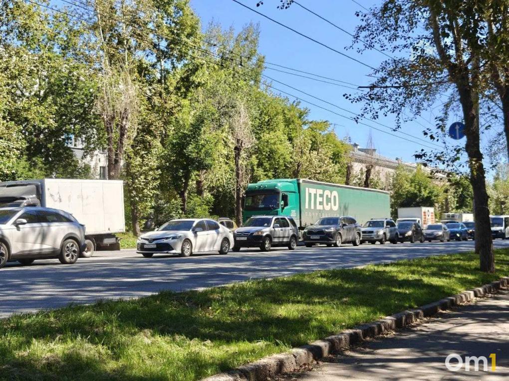 Новосибирск сковали 9-балльные пробки из-за визита Владимира Путина