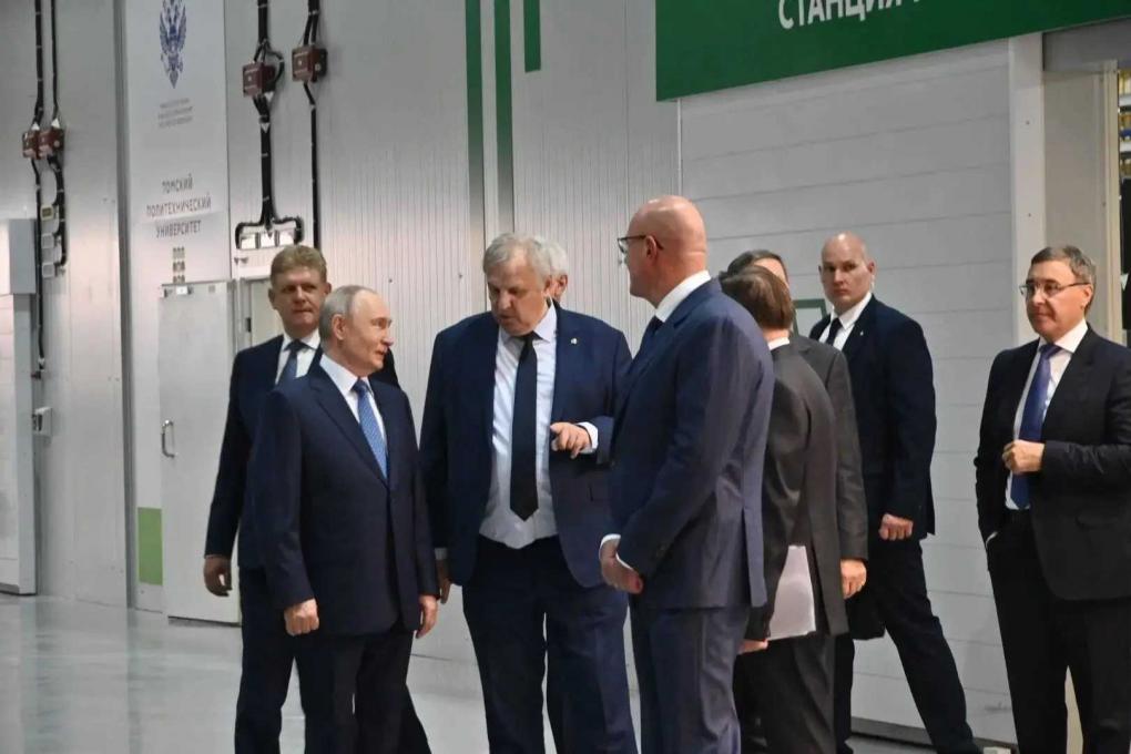 «Впечатляет, реально впечатляет»: Новосибирск 11 августа глазами Владимира Путина — что он увидел?