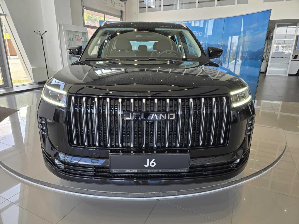 Российский кроссовер JELAND J6 с полным приводом уже доступен в автохолдинге «Барс»