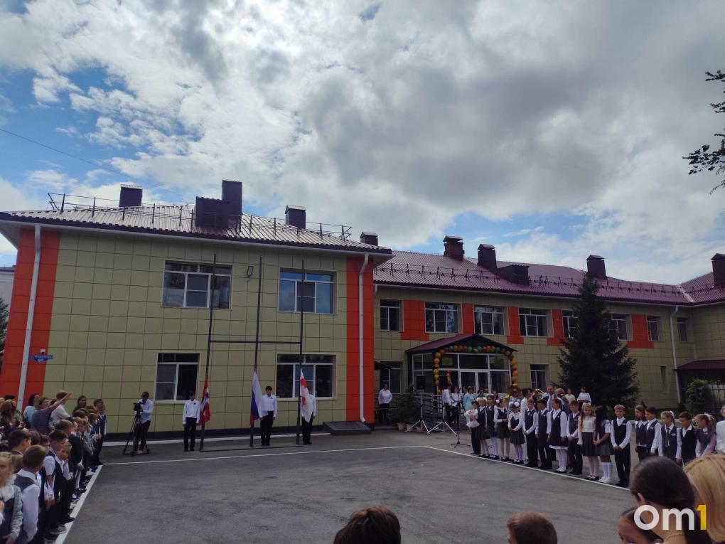 В Омске торжественно открыли начальную школу при 85-й гимназии