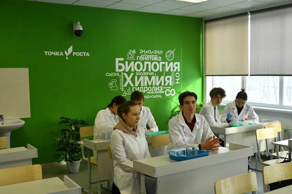 Губернатор Омской области Виталий Хоценко приехал в Полтавский район