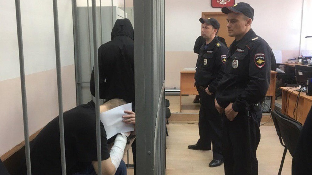 Грабители в масках грубо изнасиловали русскую девушку
