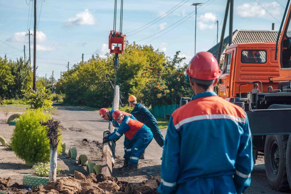 «Россети Новосибирск» инвестировали еще 47,7 млн рублей в модернизацию электросетей Верх-Тулы
