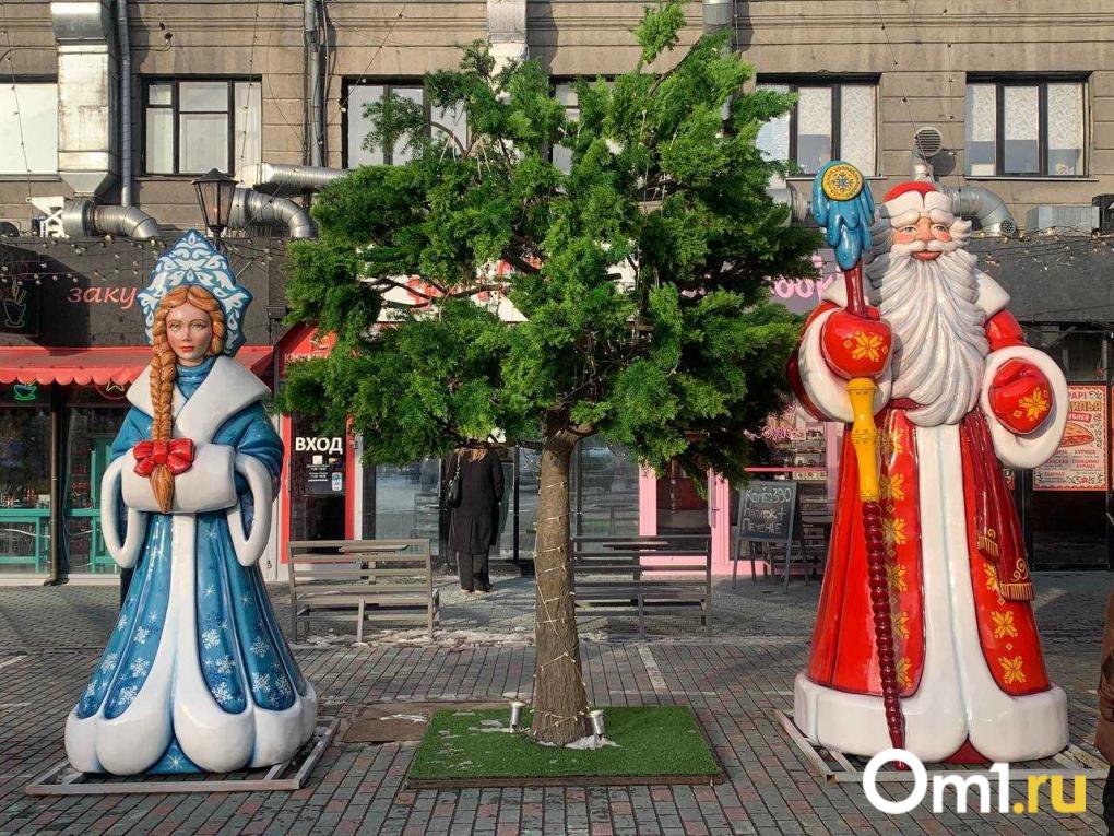 Праздник к нам приходит — показываем, какое новогоднее оформление уже появилось в Новосибирске