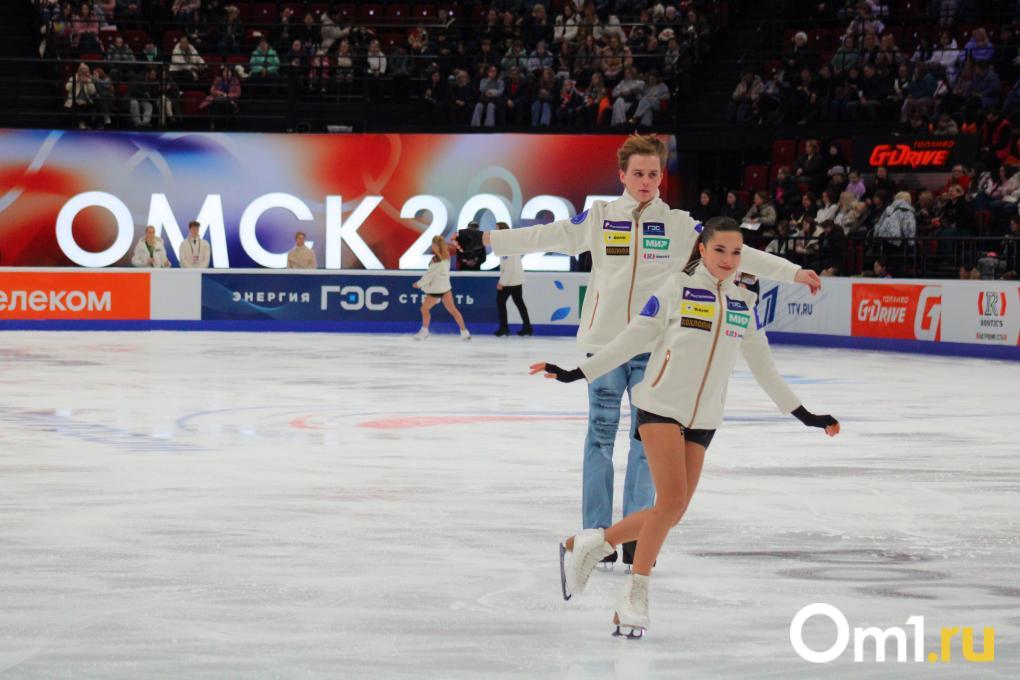 Гуменник ушёл в отрыв, а у девушек возникла интрига: итоги первого дня этапа Гран-при в Омске