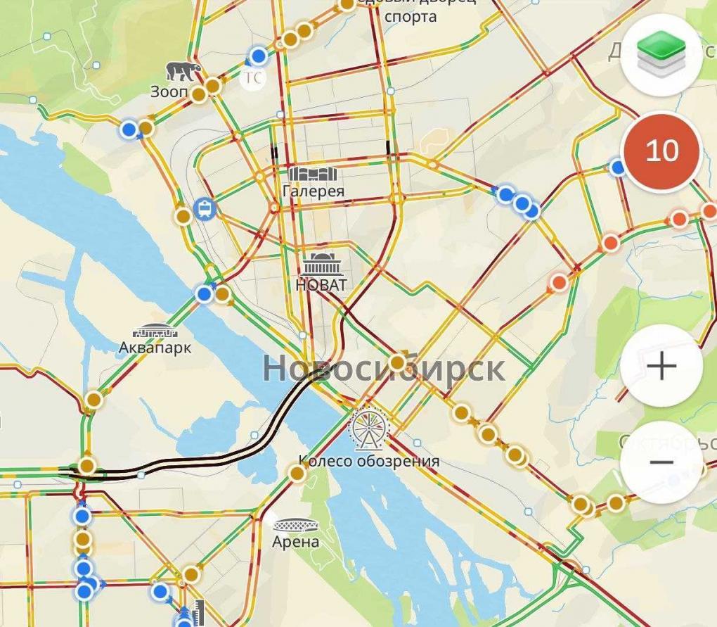 Утренние пробки парализовали движение в Новосибирске