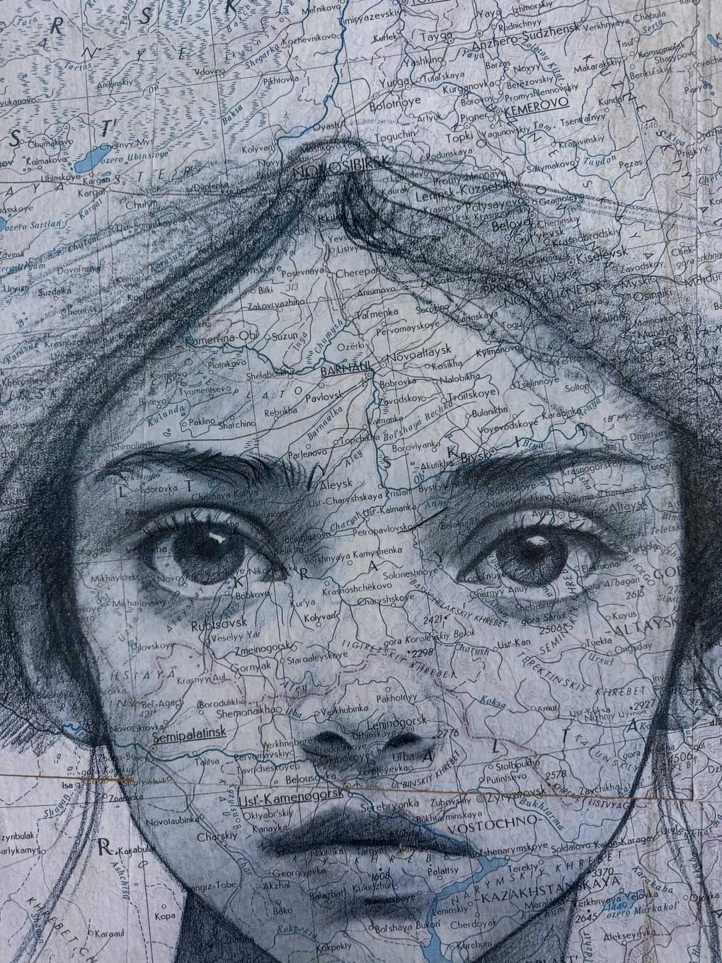 В Севилье на стрит-арте с картой мира нашли надпись «Новосибирск»