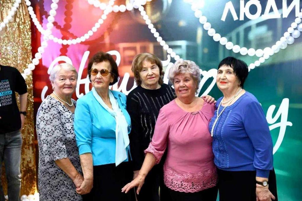 В Новосибирске «Новые люди» запустили проект поддержки старшего поколения «Жить по-новому»