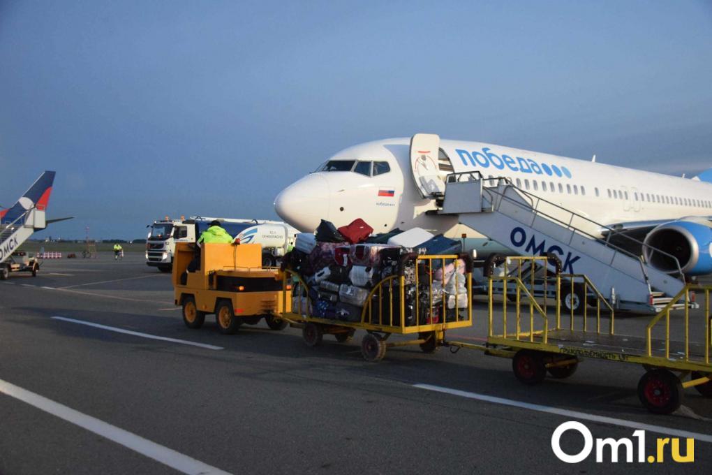 Тысячи евро выбросили в мусор. История самой громкой кражи в Омском аэропорту