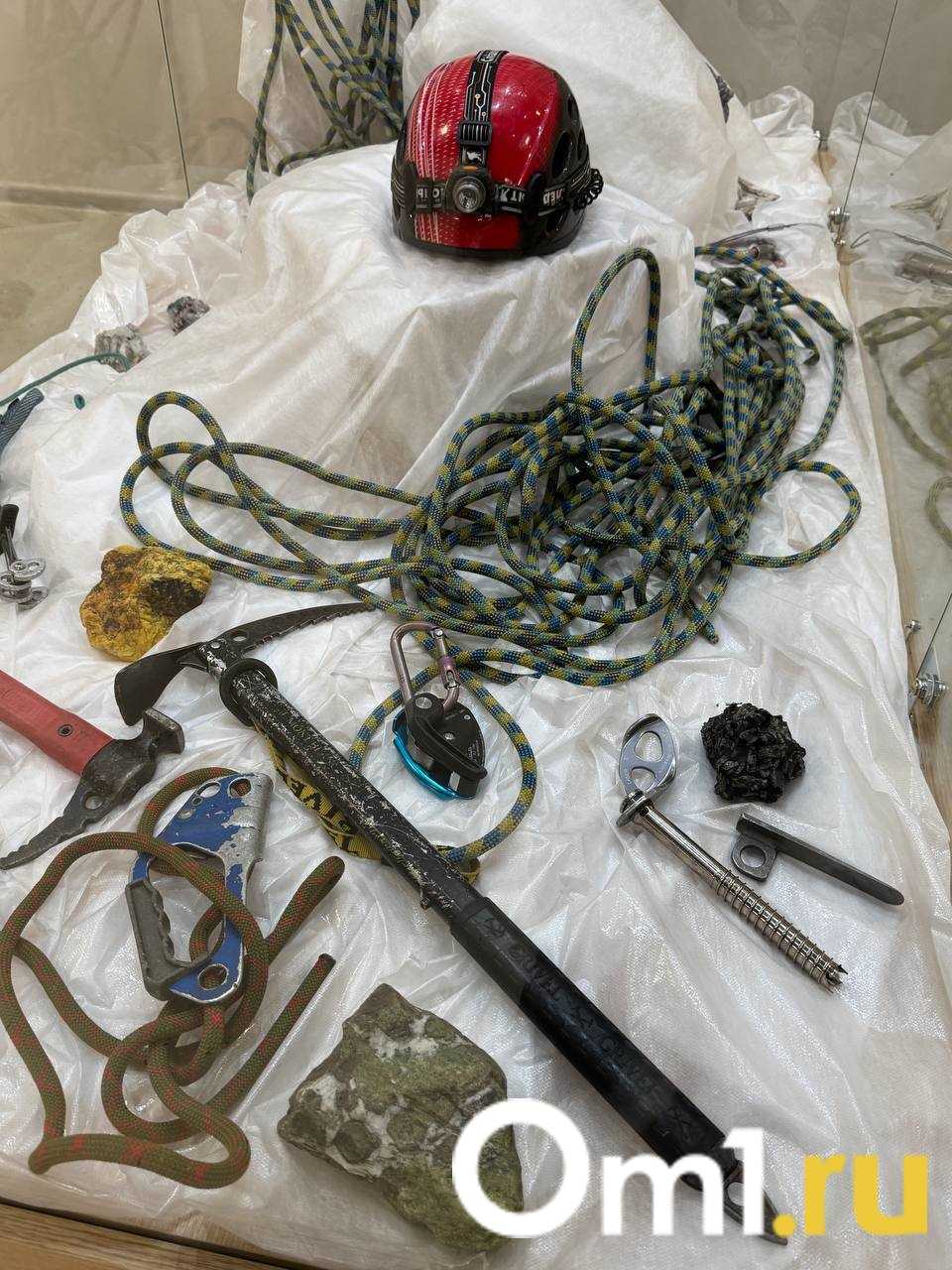 Наедине с горами. Новая выставка открылась в омском Историческом парке «Россия — моя история»