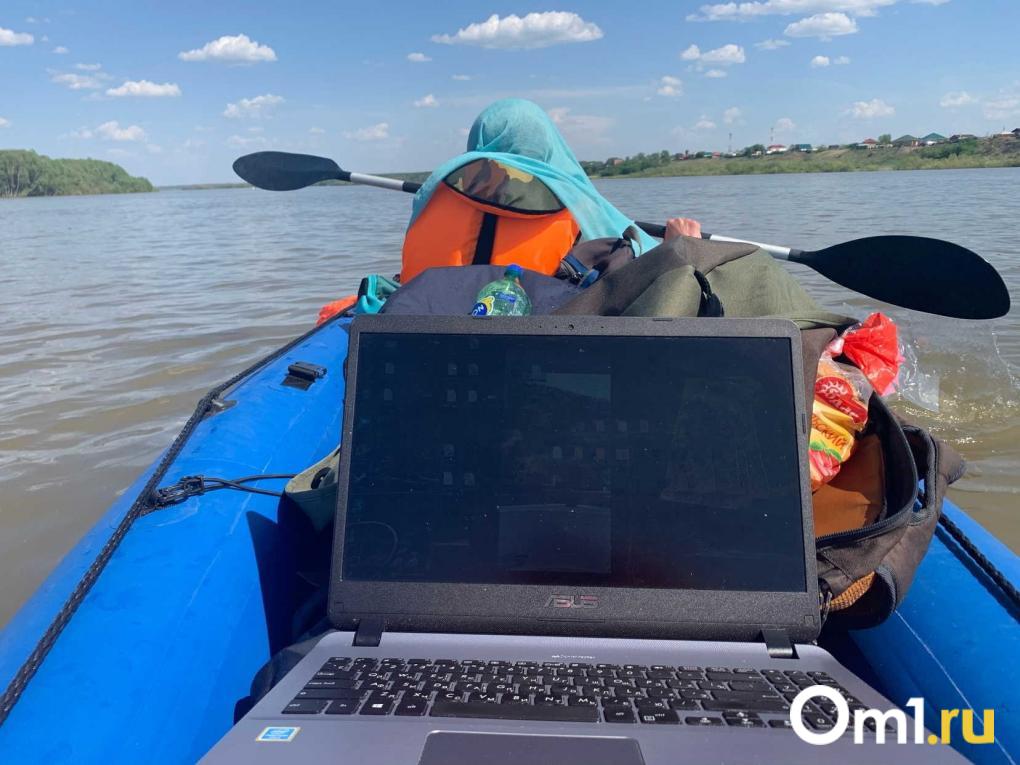 Программист из Новосибирска создал чат-бота умершего друга для переживания утраты