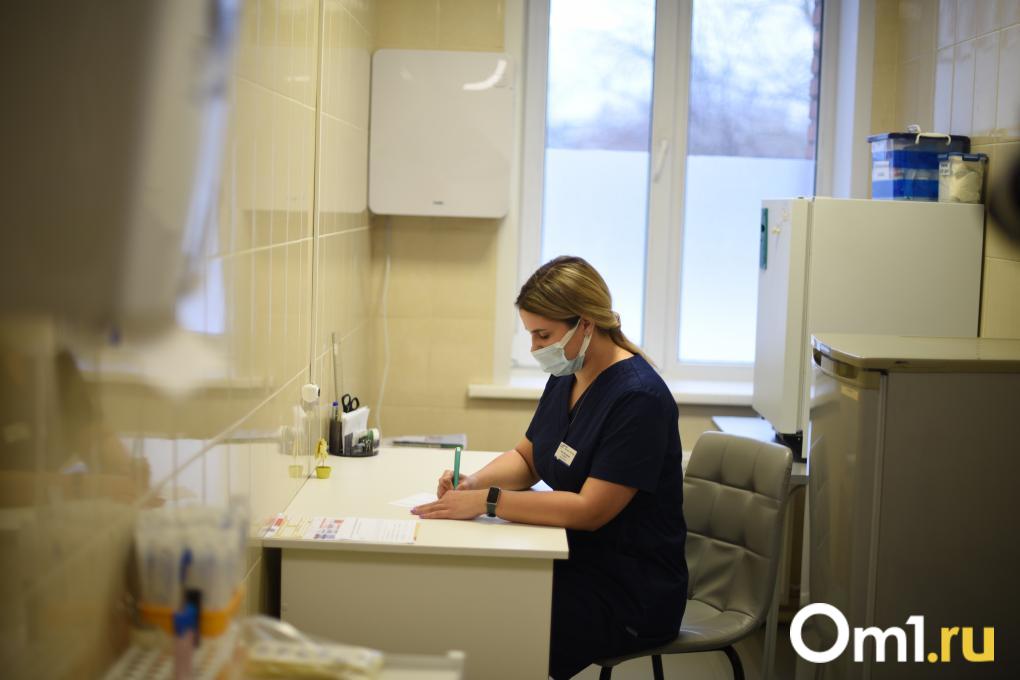 В Новосибирской области усилены меры в медучреждениях на фоне сезонного подъёма ОРВИ