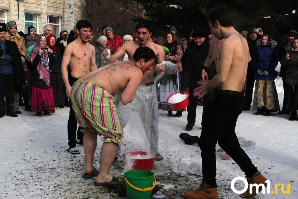 Клоуны с шариками ушли: что заказывают для корпоративов в Новосибирске в 2025