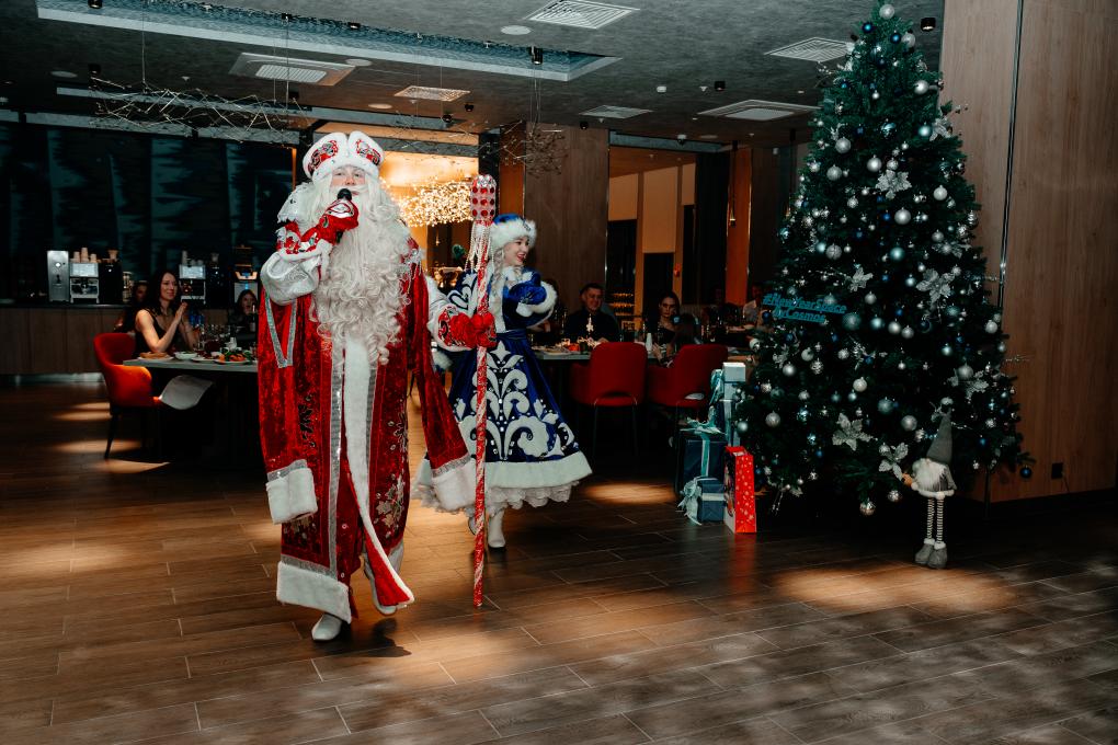 Космический полёт в Новый год вместе с отелем Cosmos!