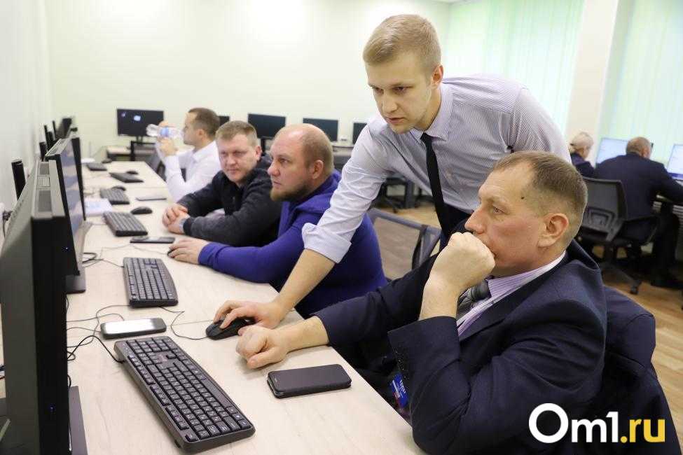 Ветераны СВО в Новосибирске осваивают искусственный интеллект: завершился курс по применению нейросетей