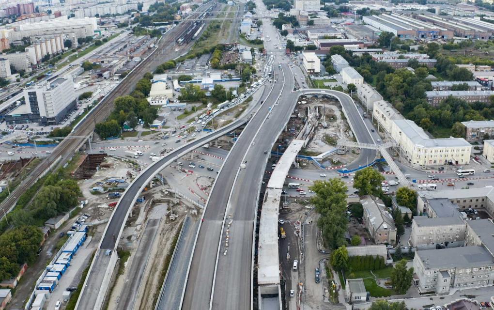 Съезд в окна: новосибирский архитектор объяснил, почему 4 мост расположен близко к домам