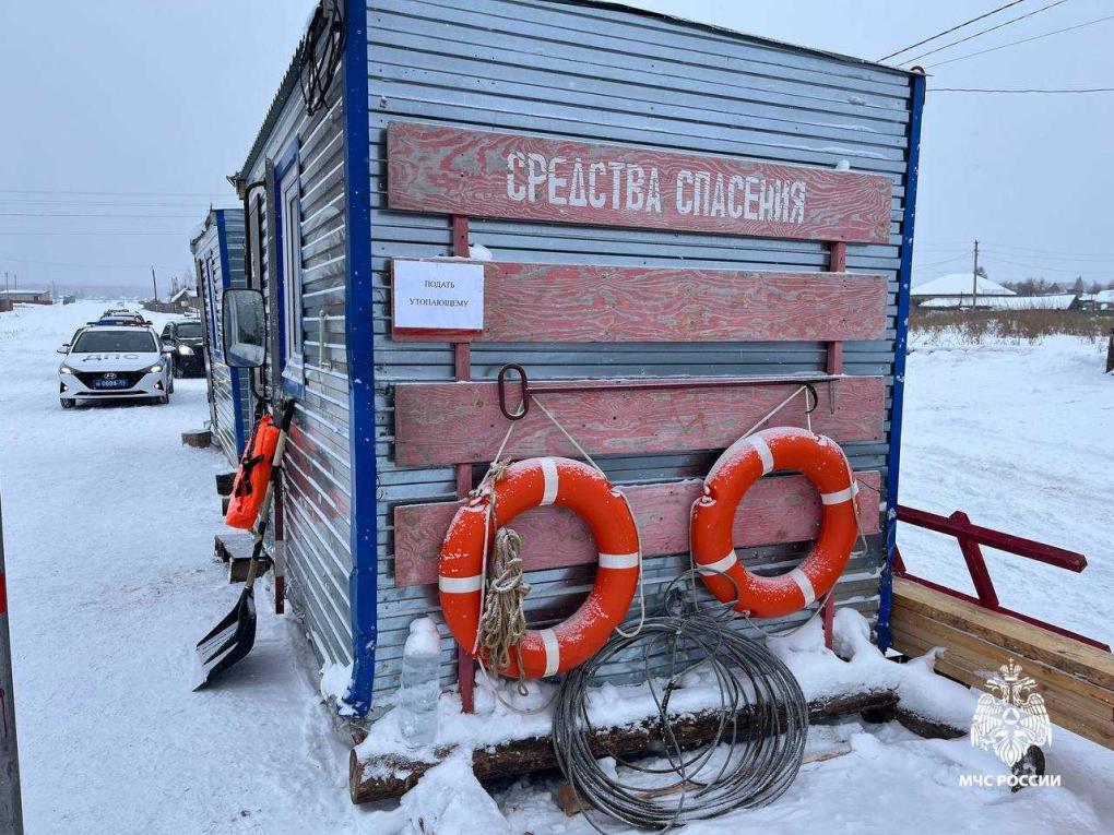 В Новосибирской области открылась первая в этом сезоне ледовая переправа