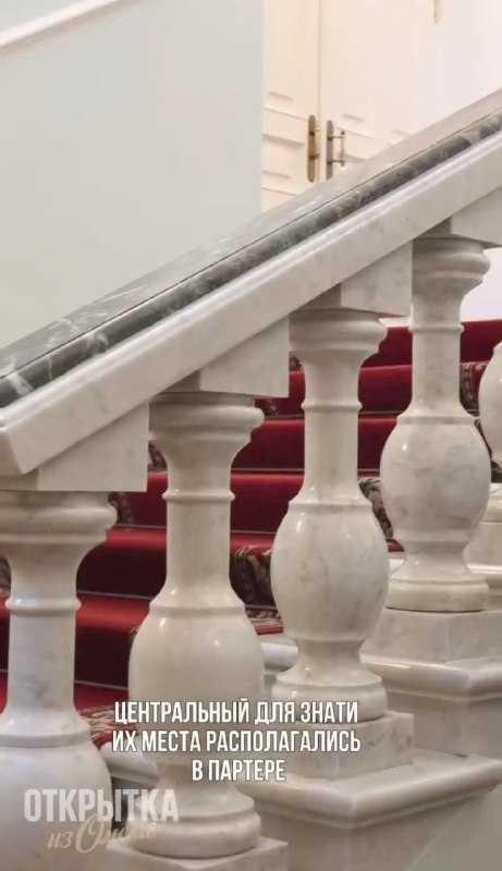 Поворотный круг и буфет «для своих»: изучаем Драмтеатр с необычной стороны