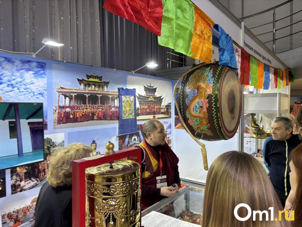 Разные вероисповедания под одной крышей: как в Новосибирске учат миру через веру