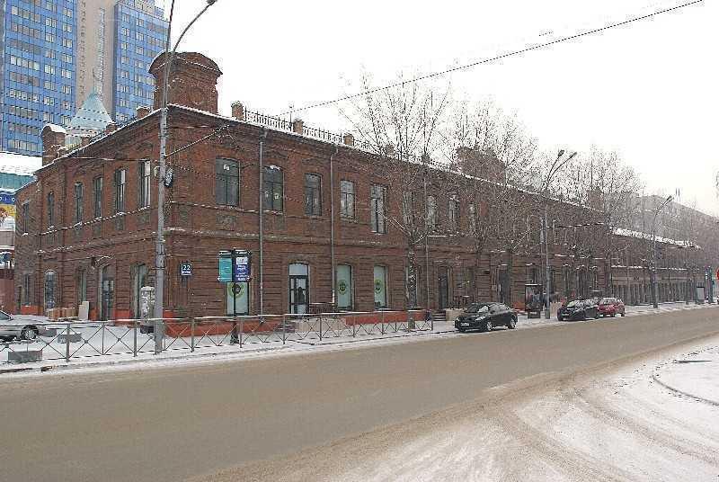 От домов-коммун до подземных тоннелей: смотрим, как менялся Новосибирск за 50 лет