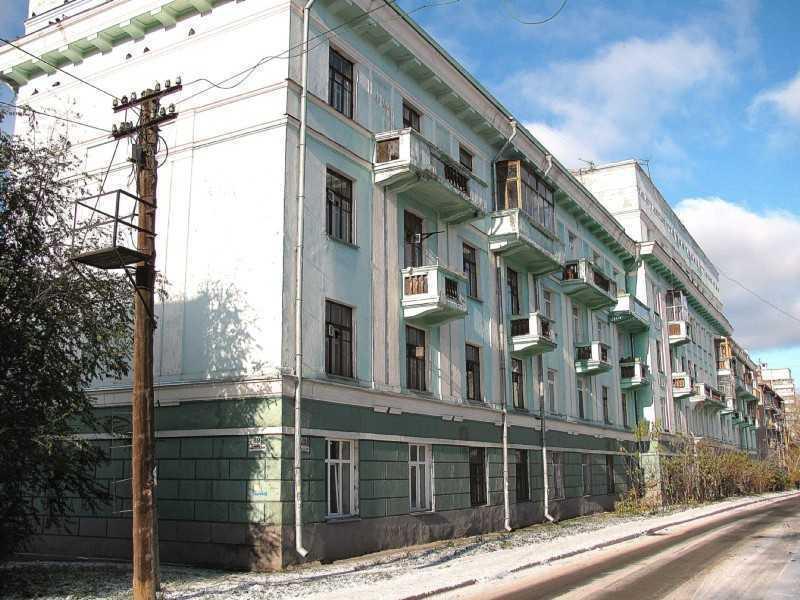 От домов-коммун до подземных тоннелей: смотрим, как менялся Новосибирск за 50 лет