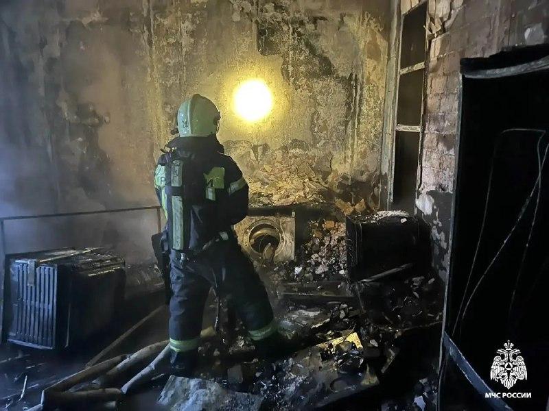 В МЧС опубликовали фото из сгоревшей квартиры в Кузьминках